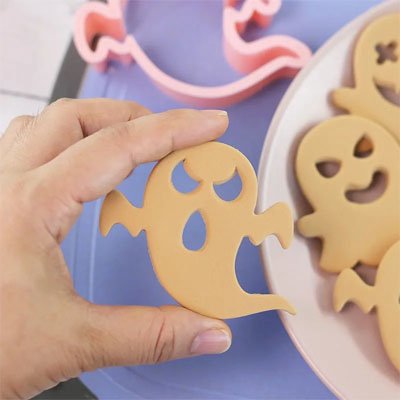 Emporte piece halloween fantôme découpé