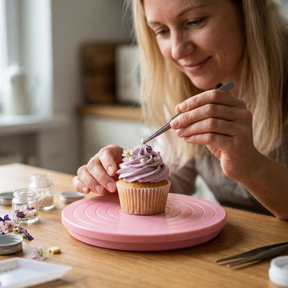 Plateau patisserie tournant​ rose avec cupcake décoré