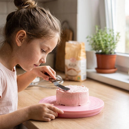 Plateau patisserie tournant​ rose avec gâteau rose