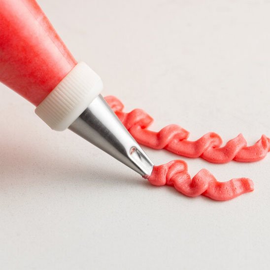 Utilisation de la douille patisserie pour créer des motifs